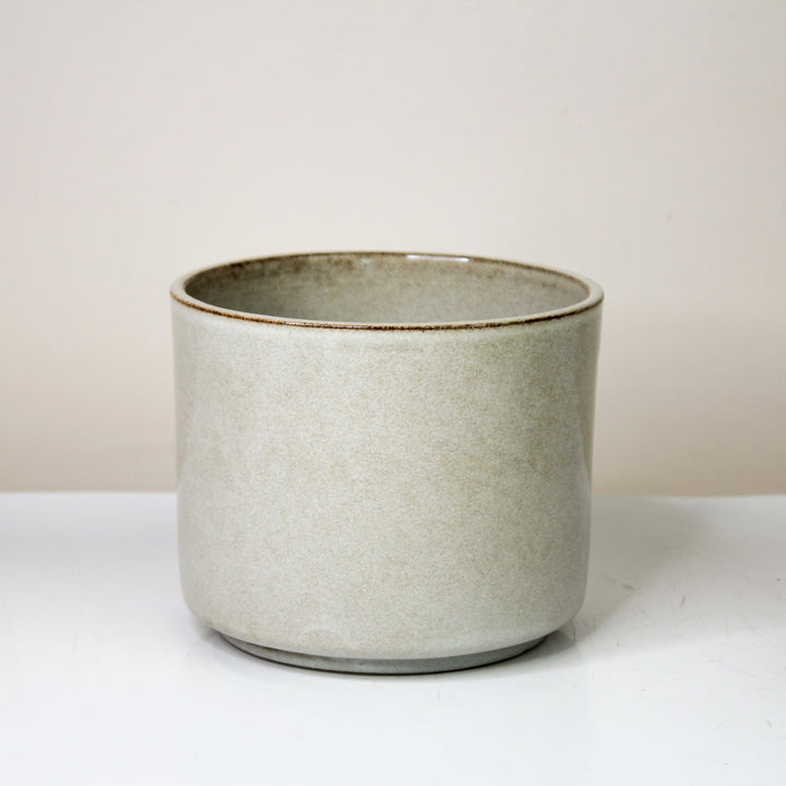 Übertopf Calma – Stone Whisper | Premium Shine Glaze Foliage Dreams